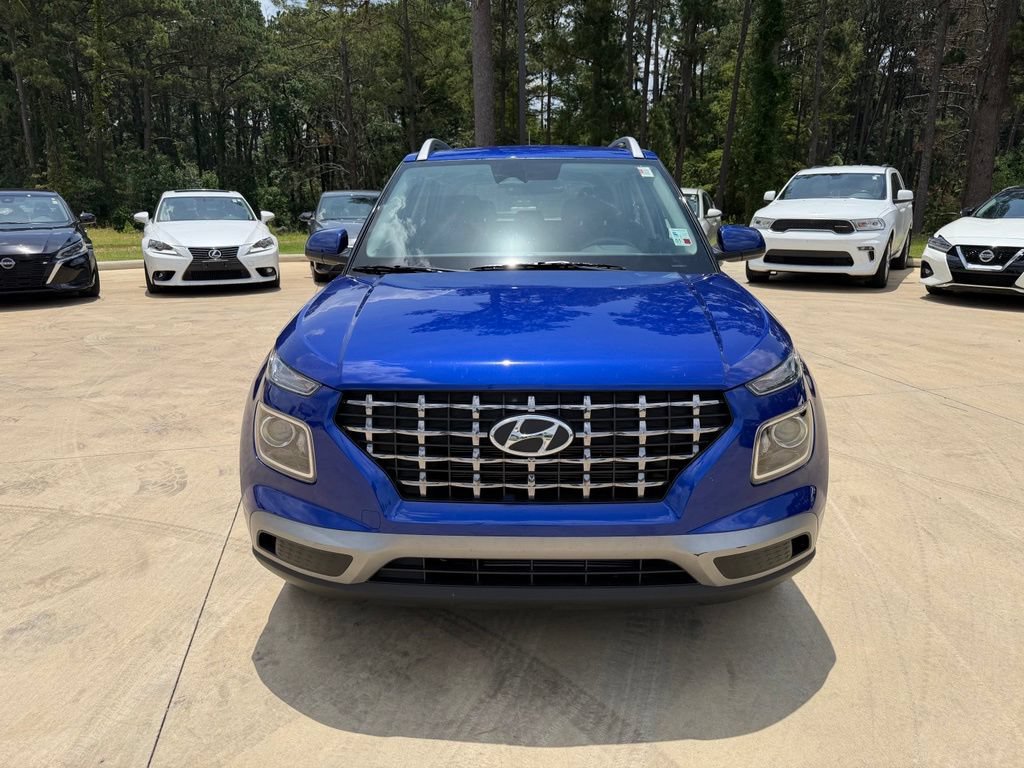 Used 2025 Hyundai Venue SEL FWD image 8