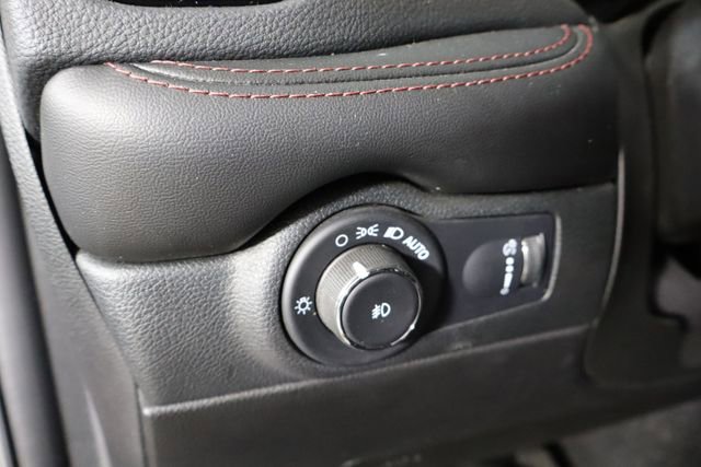 Used 2022 Dodge Durango R/T w/ Blacktop Package image 24