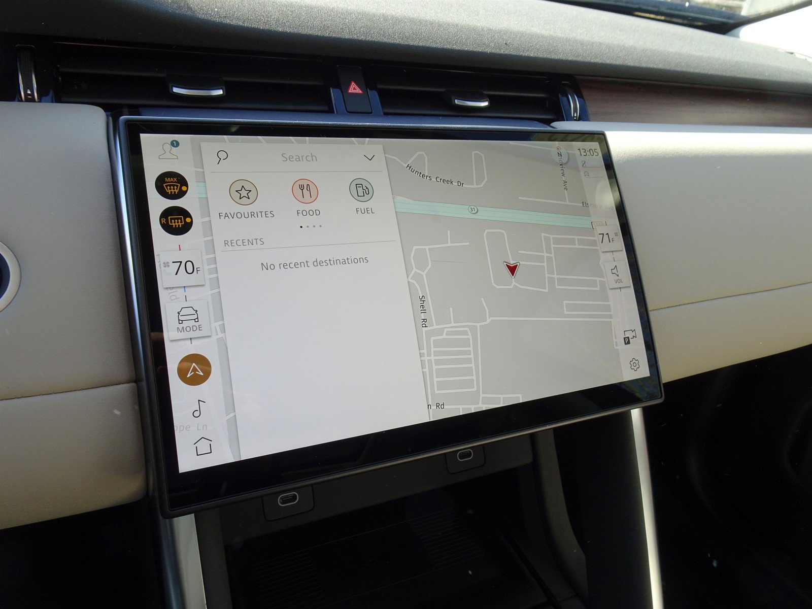 New 2025 Land Rover Discovery Sport S image 3