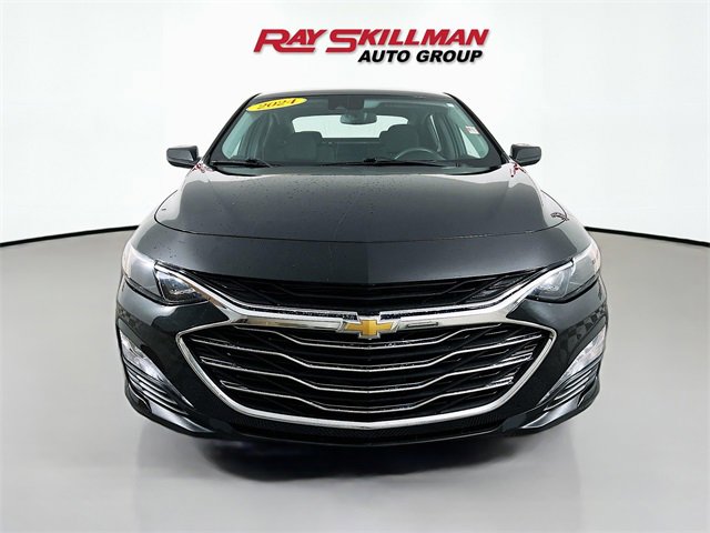 Used 2024 Chevrolet Malibu LT image 2