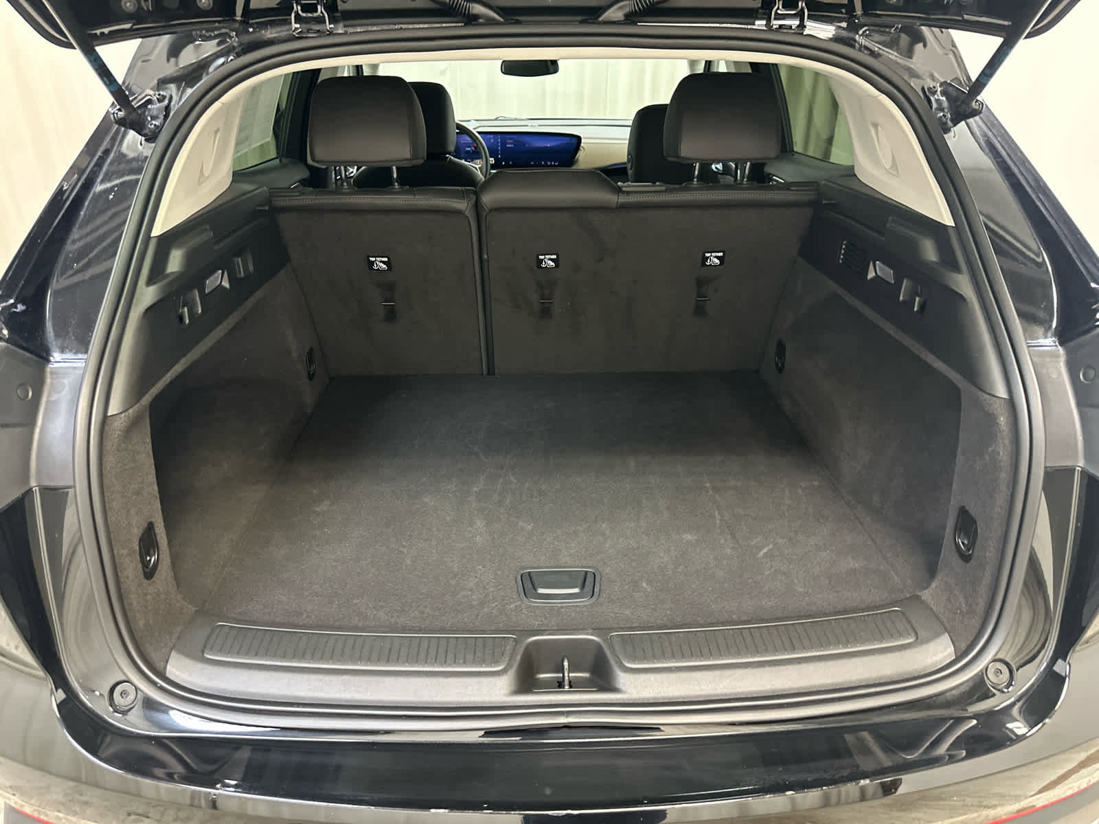 Certified 2025 Buick Envision Preferred image 24