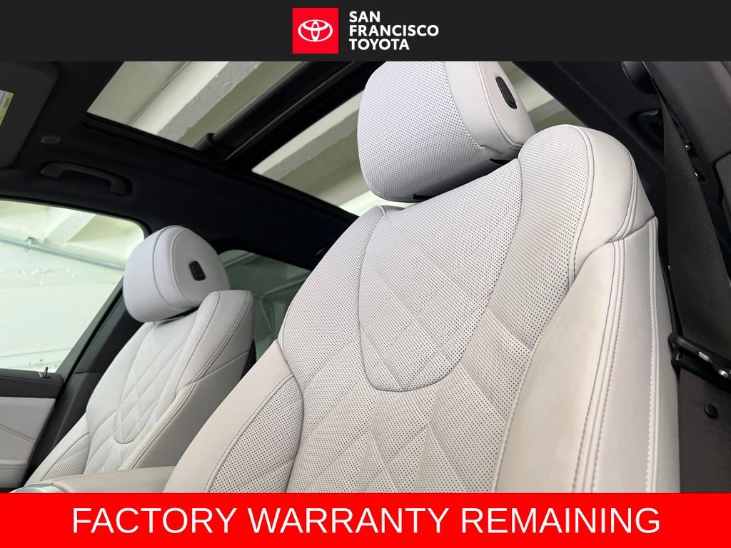 Used 2025 BMW X5 xDrive40i w/ Premium Package AWD/4WD image 15