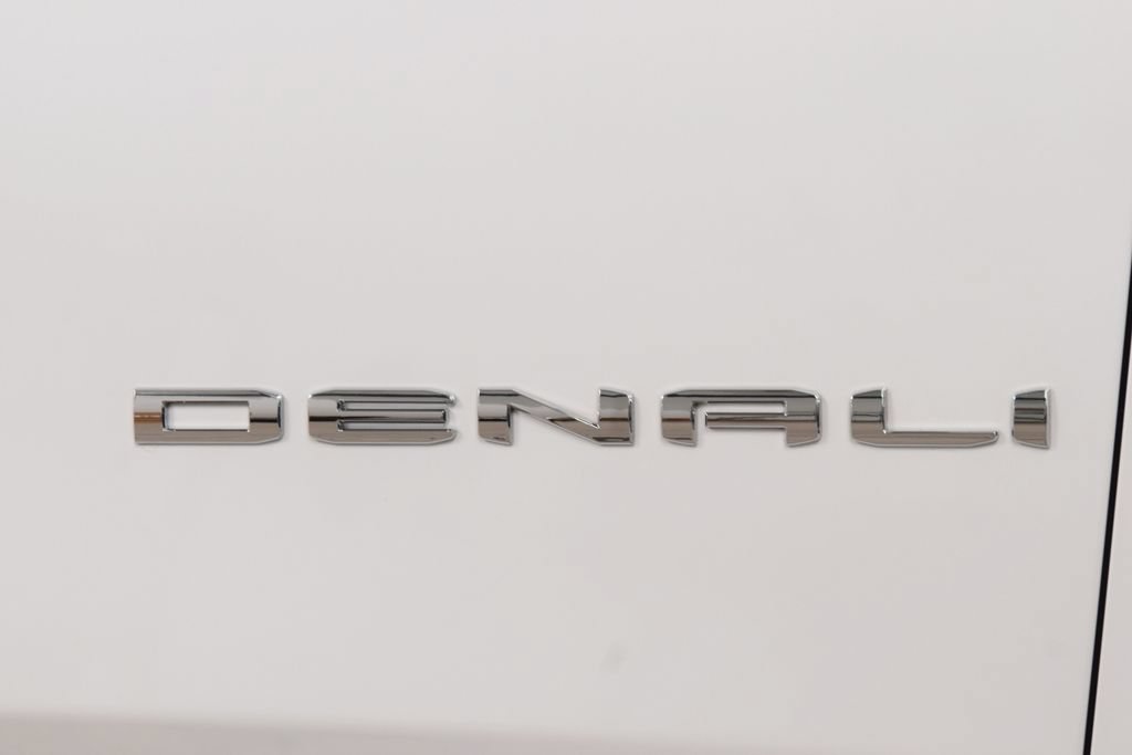 Used 2024 GMC Yukon XL Denali Ultimate AWD/4WD image 20