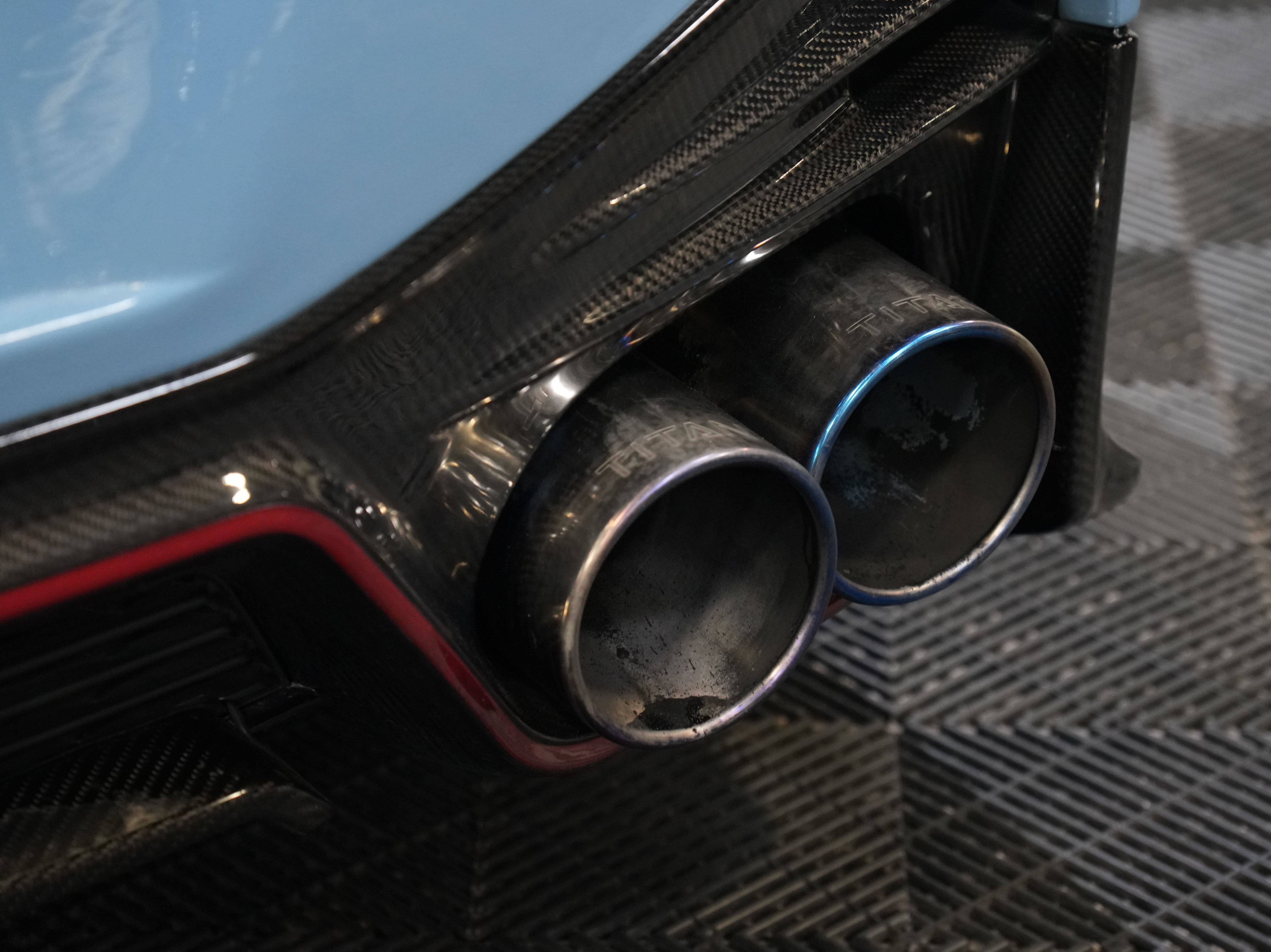 Used 2017 Nissan GT-R NISMO AWD/4WD image 20