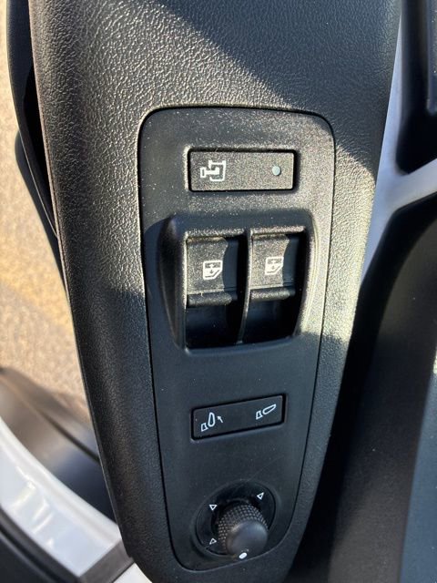 Used 2025 RAM ProMaster 2500 w/ Convenience Group image 30