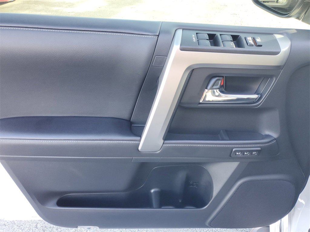Used 2024 Toyota 4Runner Limited image 18