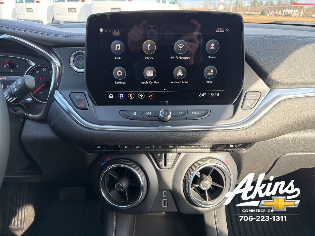 New 2026 Chevrolet Blazer LT w/ LPO, Black Sport Package FWD image 23
