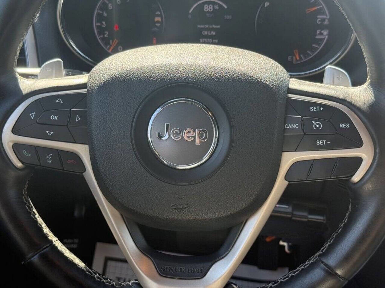 Used 2016 Jeep Grand Cherokee Limited w/ Trailer Tow Group IV image 22