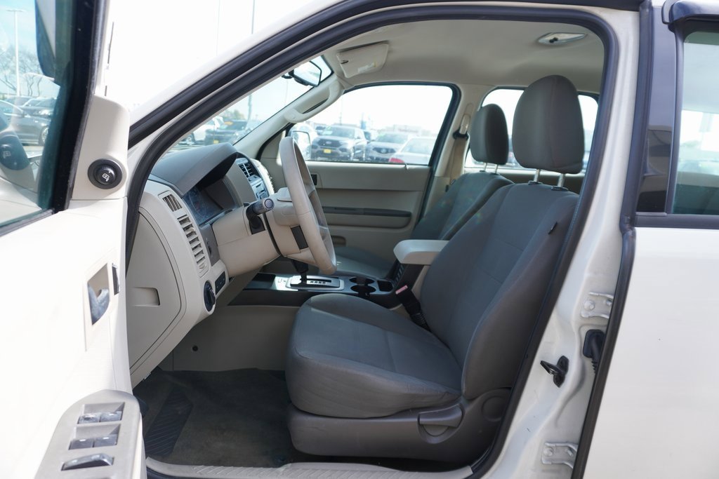 Used 2012 Ford Escape XLS image 7