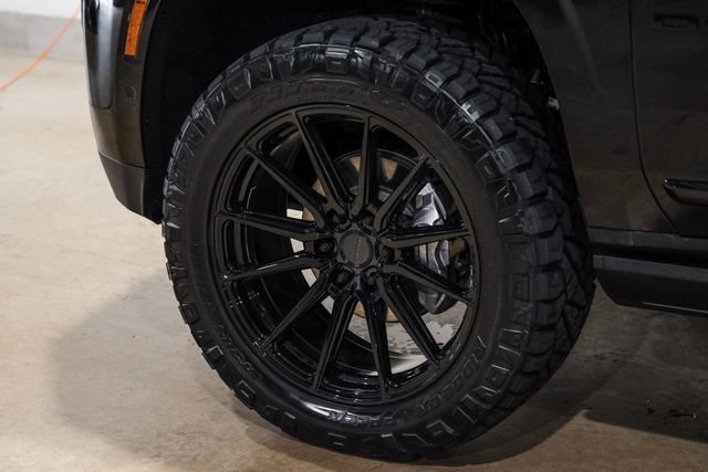 Used 2026 GMC Yukon Denali w/ Sun & Power Step Package AWD/4WD image 41