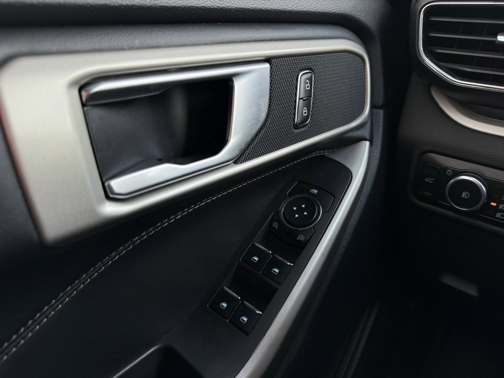 Certified 2023 Ford Explorer XLT w/ Equipment Group 202A image 12