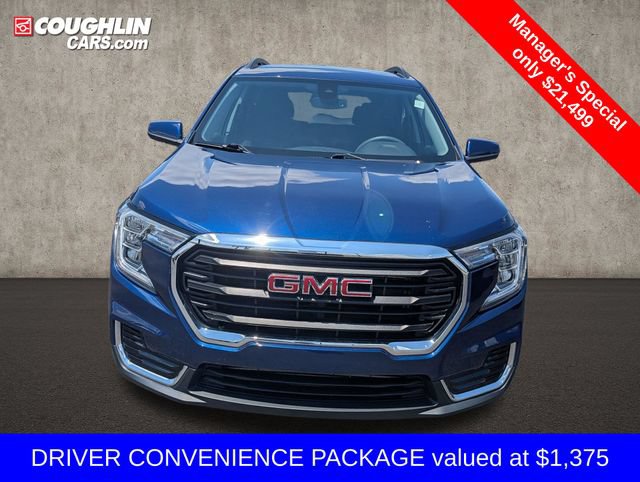 Used 2022 GMC Terrain SLE w/ Driver Convenience Package FWD image 2