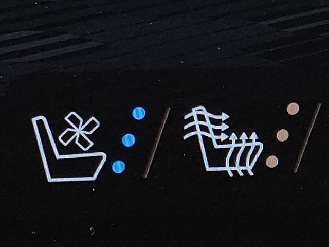 Used 2024 Chevrolet Equinox EV LT image 5