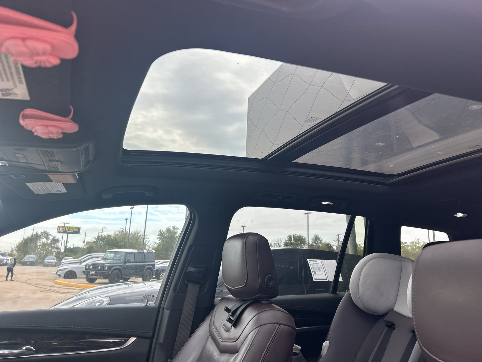 Used 2021 Cadillac XT6 Premium Luxury FWD image 10