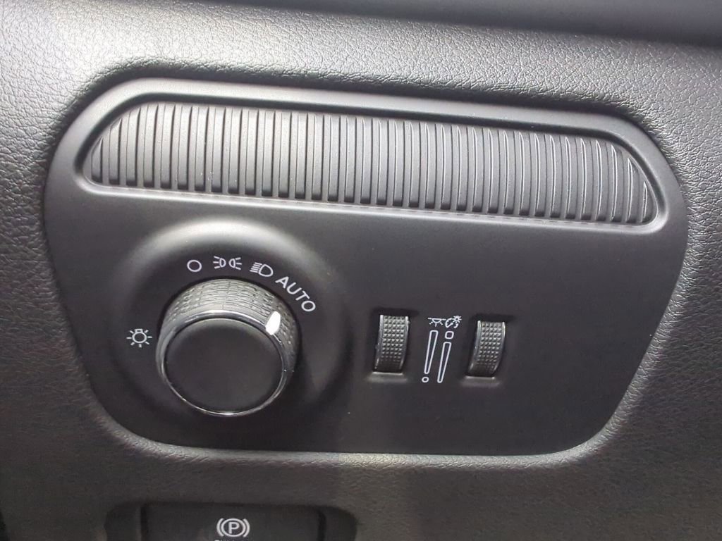 New 2026 Jeep Grand Wagoneer L Limited AWD/4WD image 36