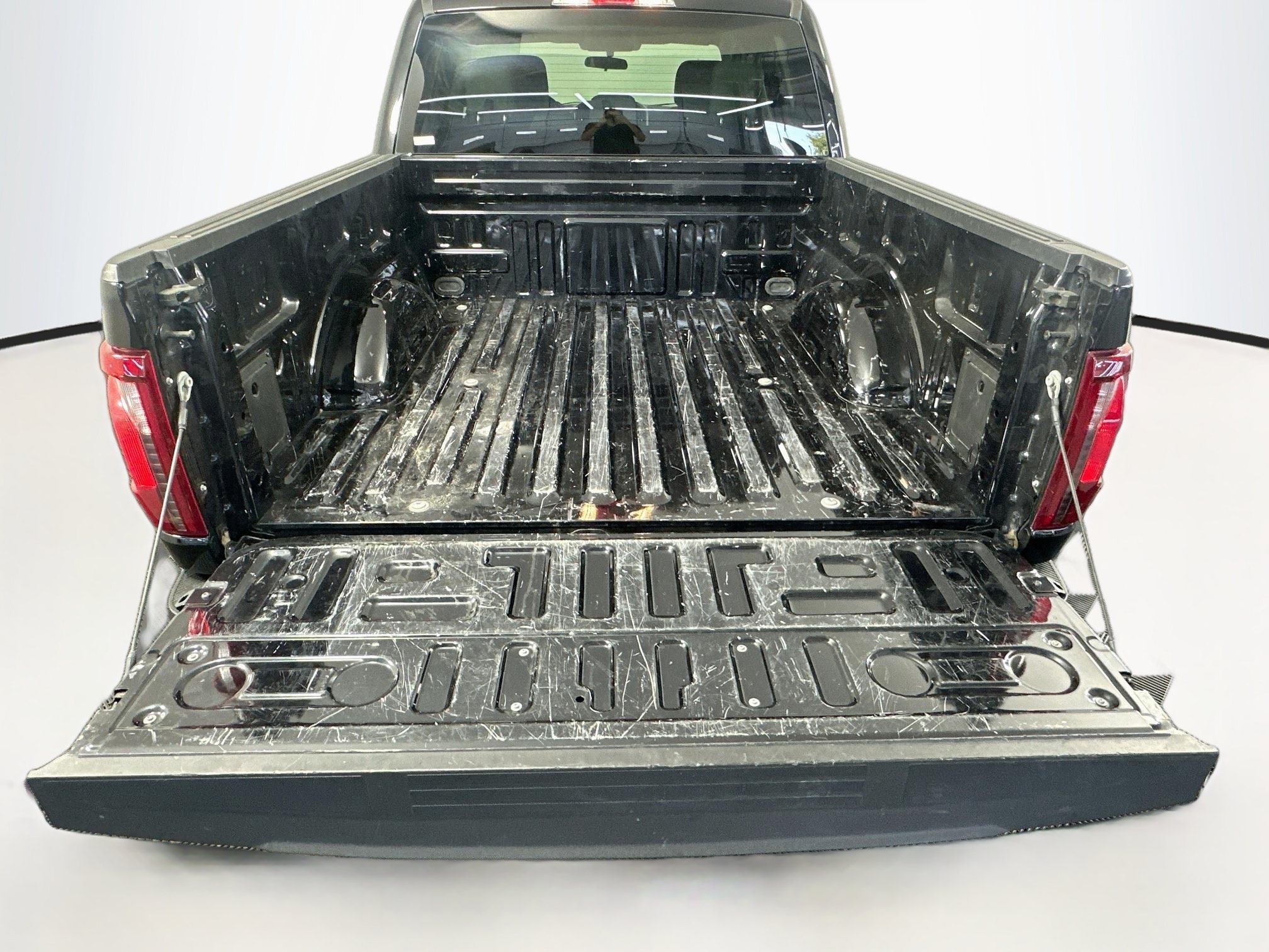 Used 2025 Ford F150 XLT w/ Equipment Group 301A Standard RWD image 27