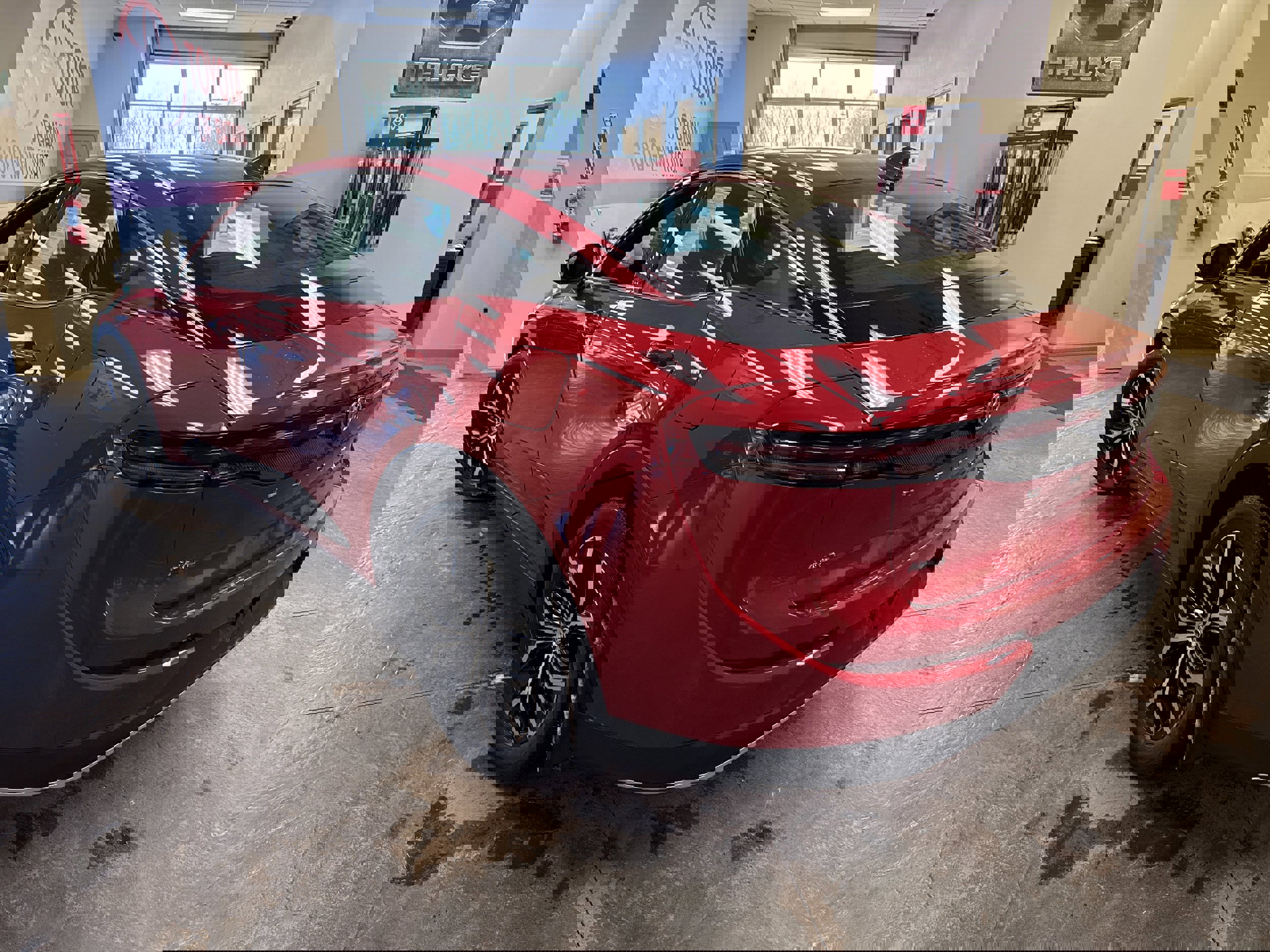 Used 2023 Toyota Crown XLE image 7