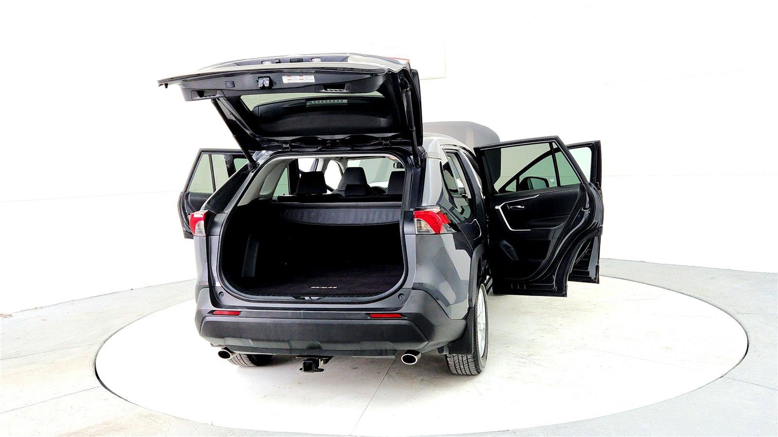 Certified 2021 Toyota RAV4 XLE w/ Convenience Package image 11