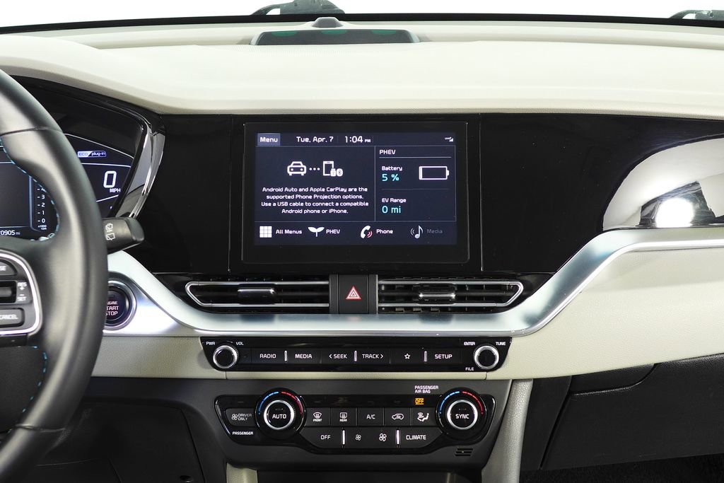 Used 2020 Kia Niro EX FWD image 25