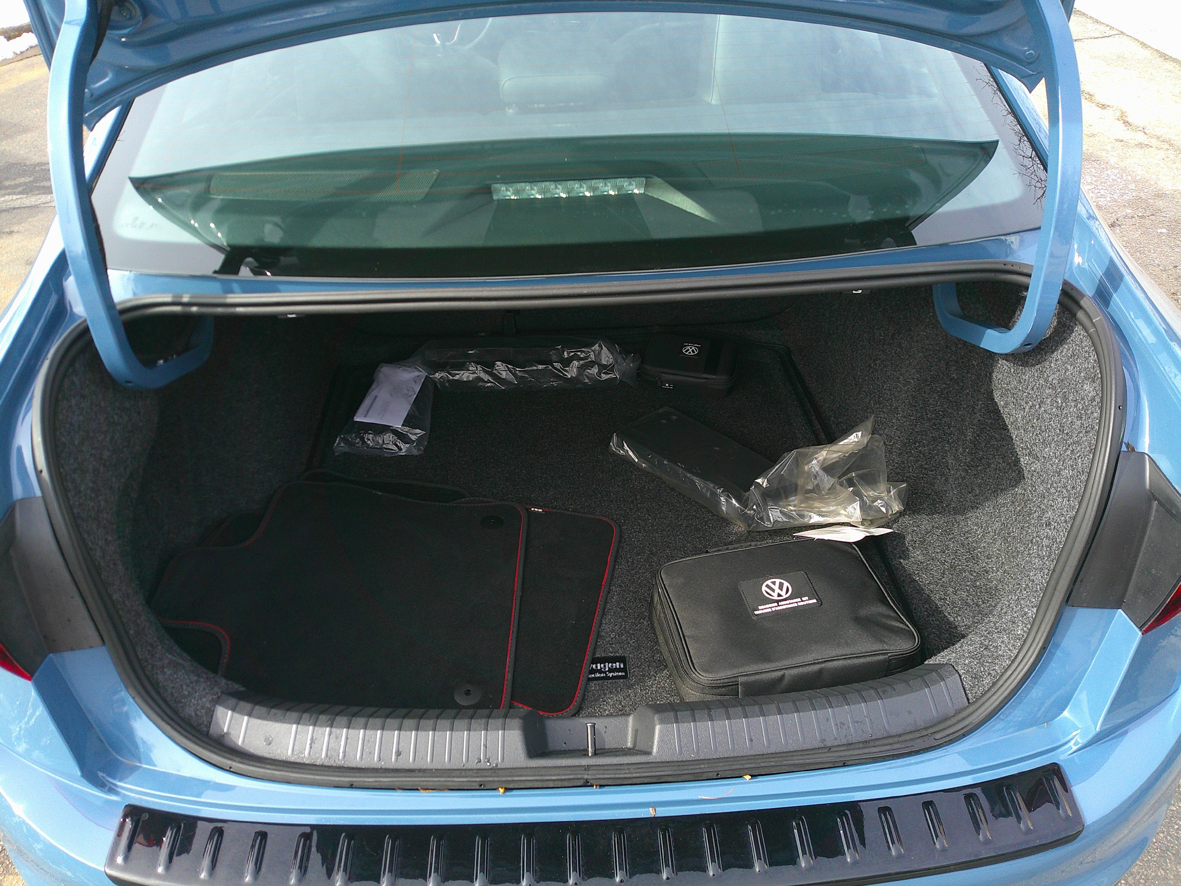 Used 2025 Volkswagen Jetta GLI Autobahn w/ GLI Black Package image 32