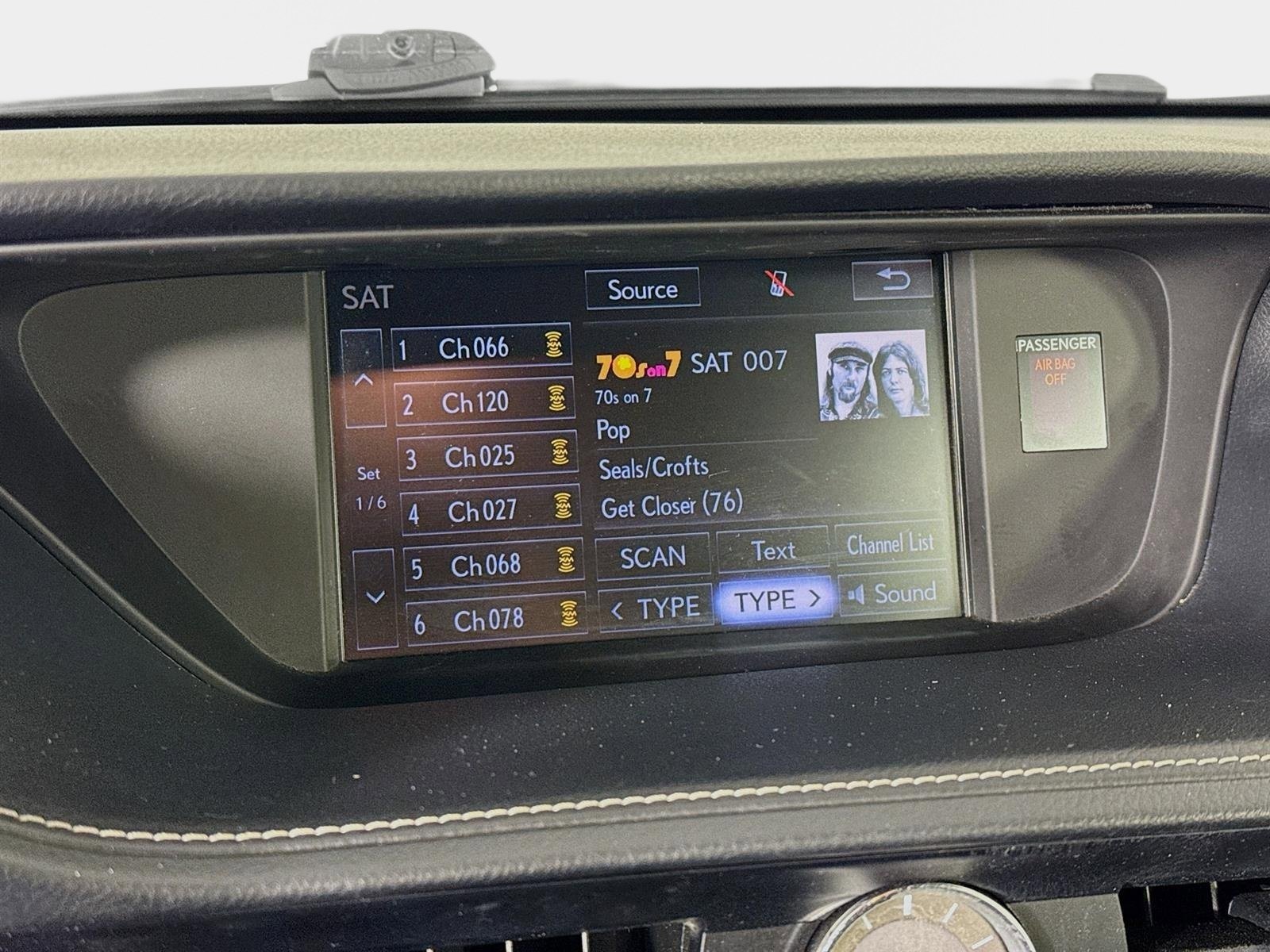 Used 2015 Lexus ES 350 350 w/ Luxury Package image 15