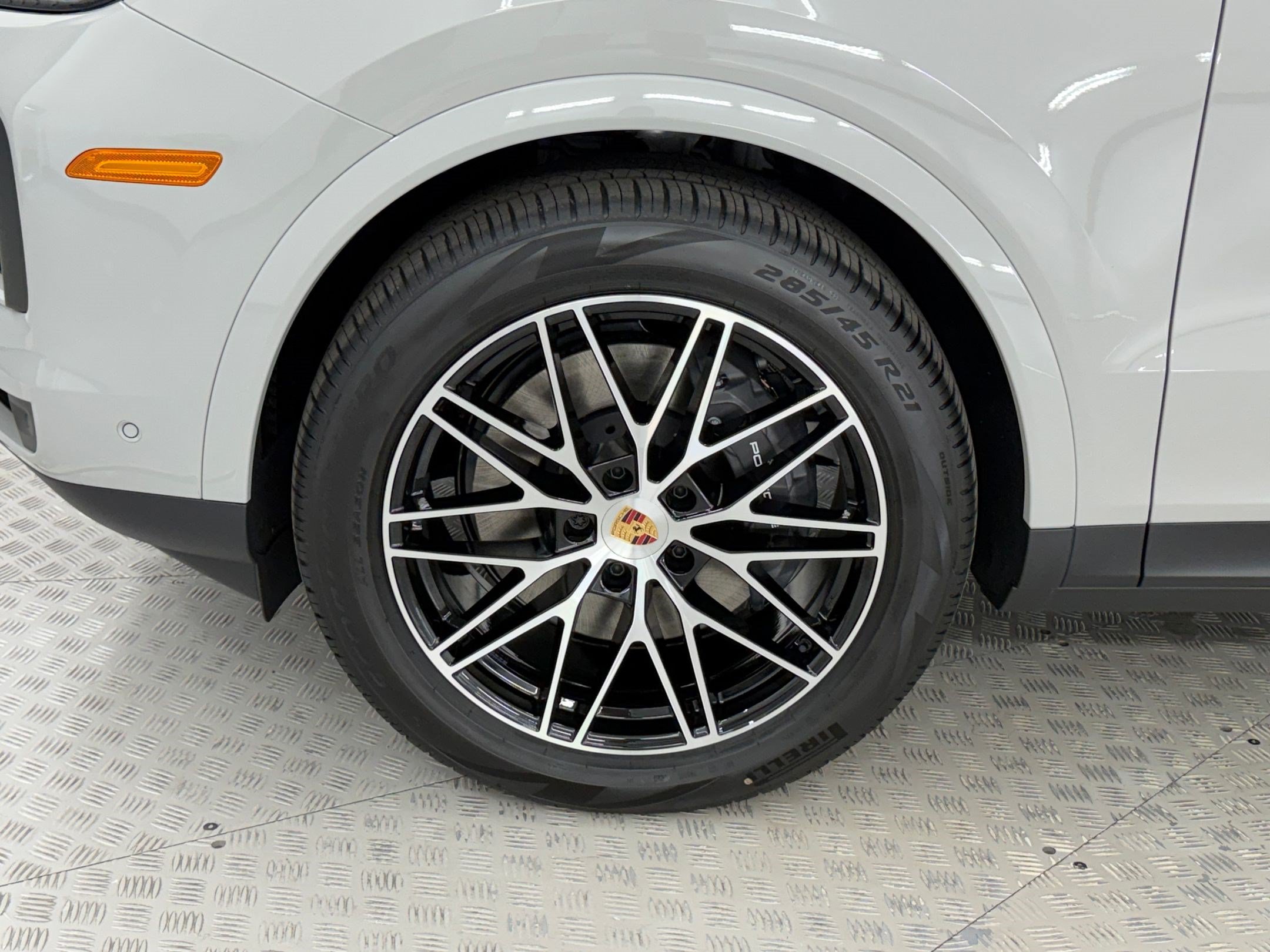 New 2026 Porsche Cayenne AWD/4WD image 12
