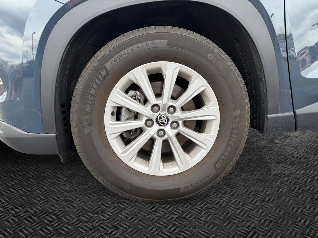 Used 2024 Toyota Grand Highlander XLE image 11