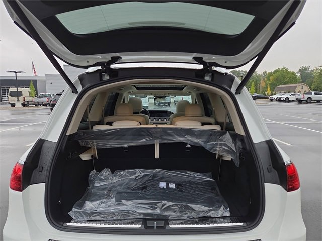 New 2026 Mercedes-Benz GLS 450 4MATIC image 36