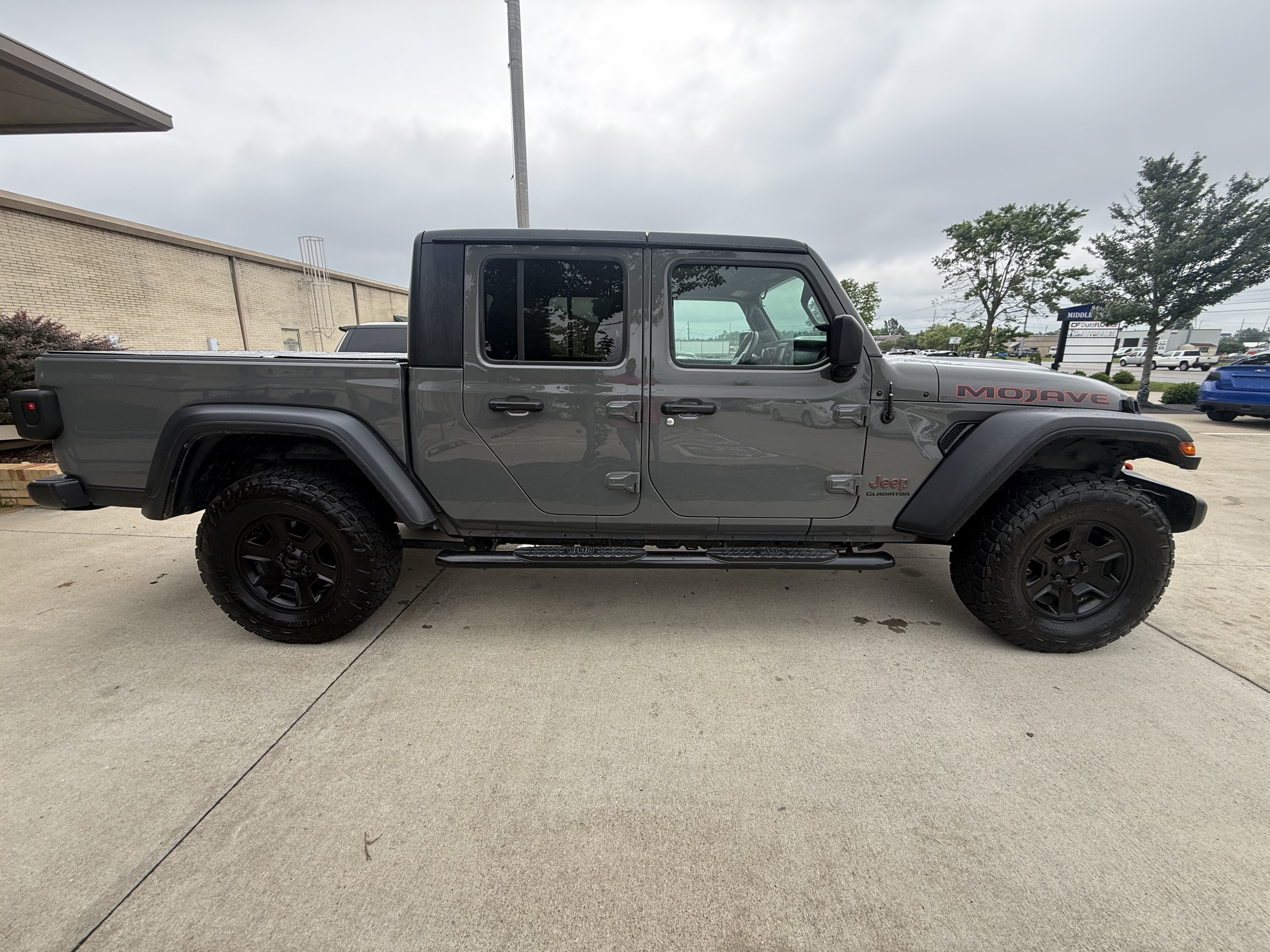 Used 2021 Jeep Gladiator Mojave w/ Trailer Tow Package AWD/4WD image 8