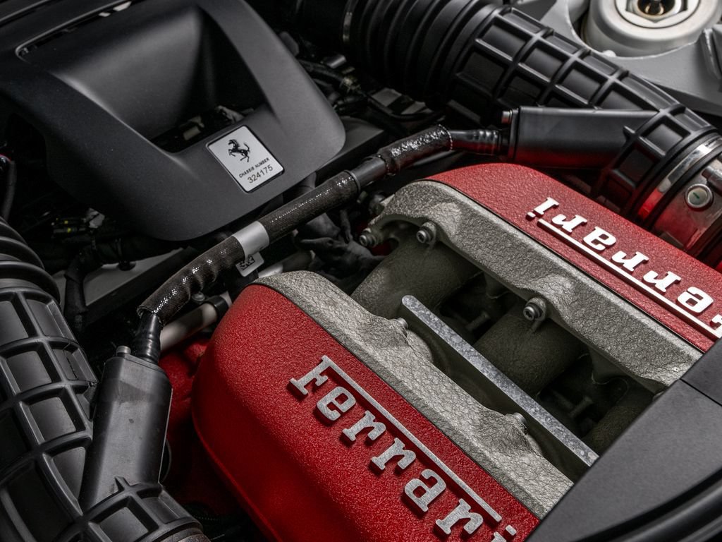 Certified 2025 Ferrari Purosangue AWD/4WD image 11