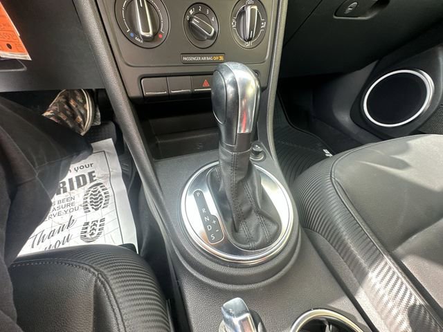 Used 2013 Volkswagen Beetle 2.5 image 21