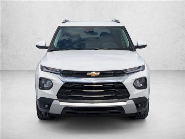 Used 2023 Chevrolet TrailBlazer LT FWD image 2
