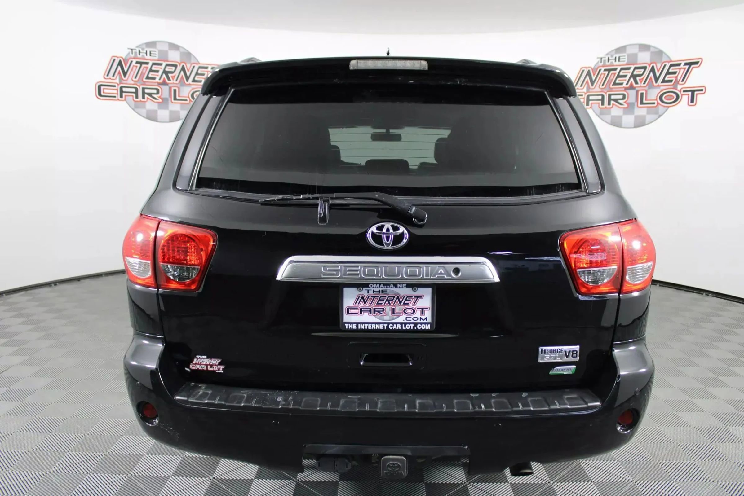 Used 2016 Toyota Sequoia Platinum image 6