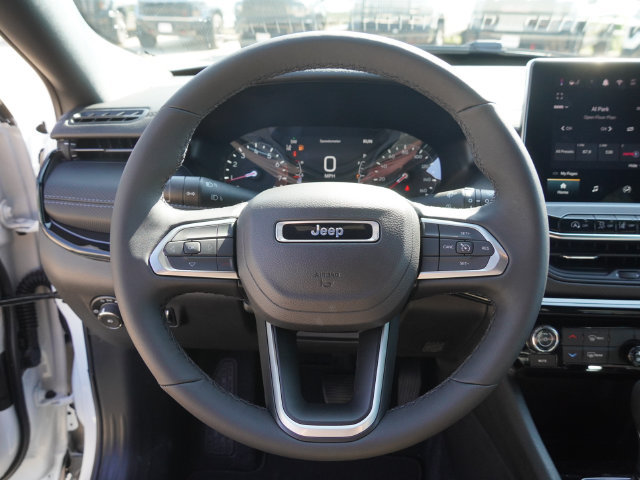 New 2026 Jeep Compass Latitude AWD/4WD image 25