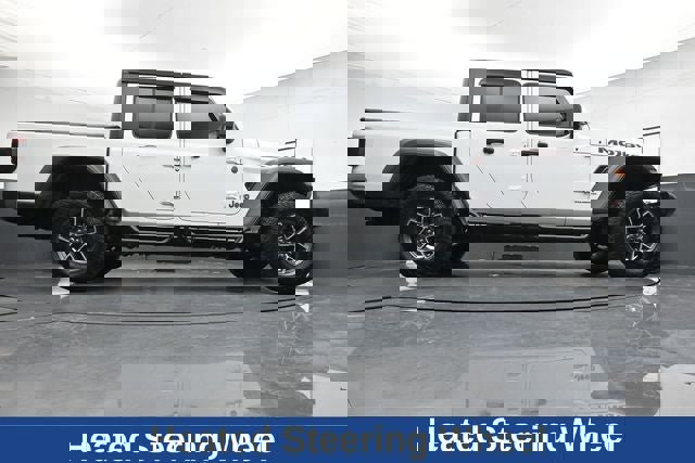Used 2024 Jeep Gladiator Mojave w/ Technology Group image 34