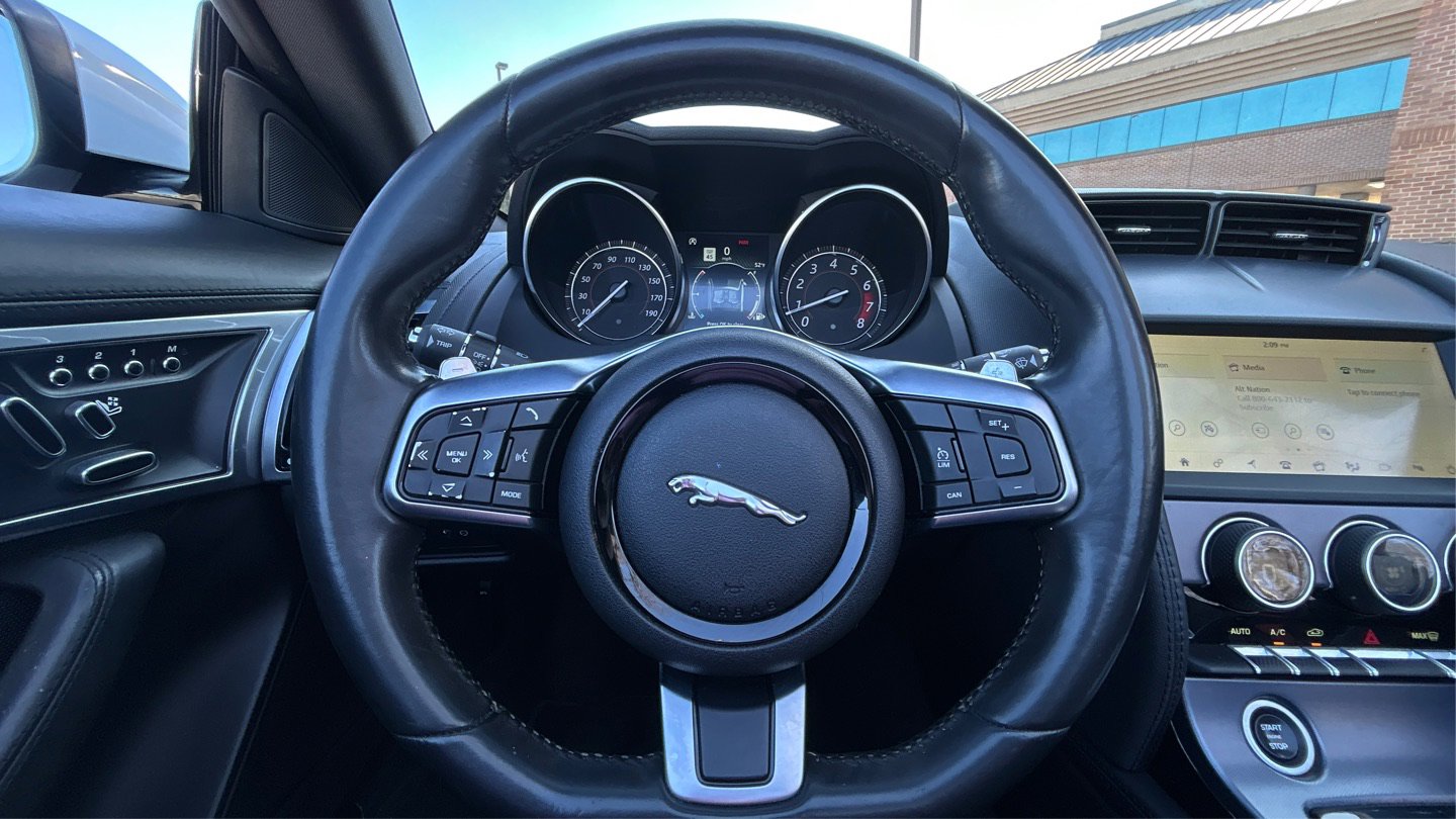 Used 2020 Jaguar F-TYPE Convertible image 27