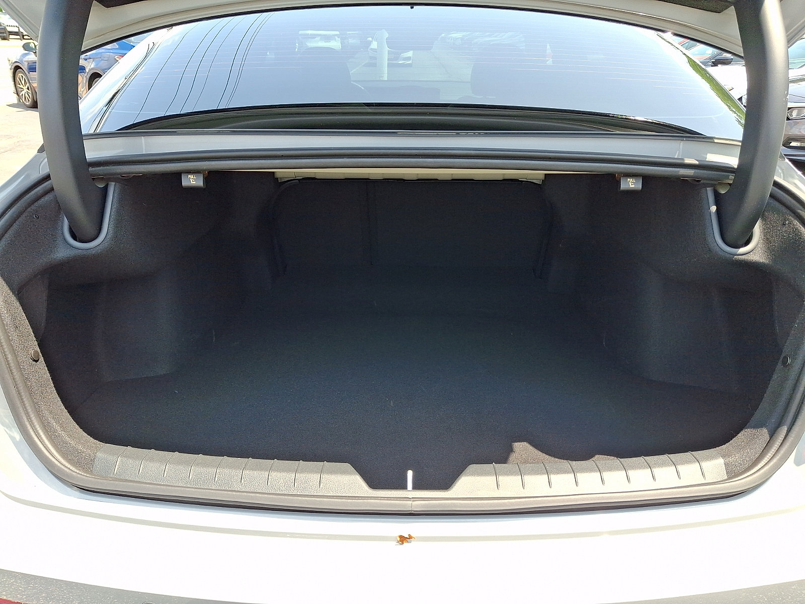 Certified 2025 Kia K5 GT FWD image 22