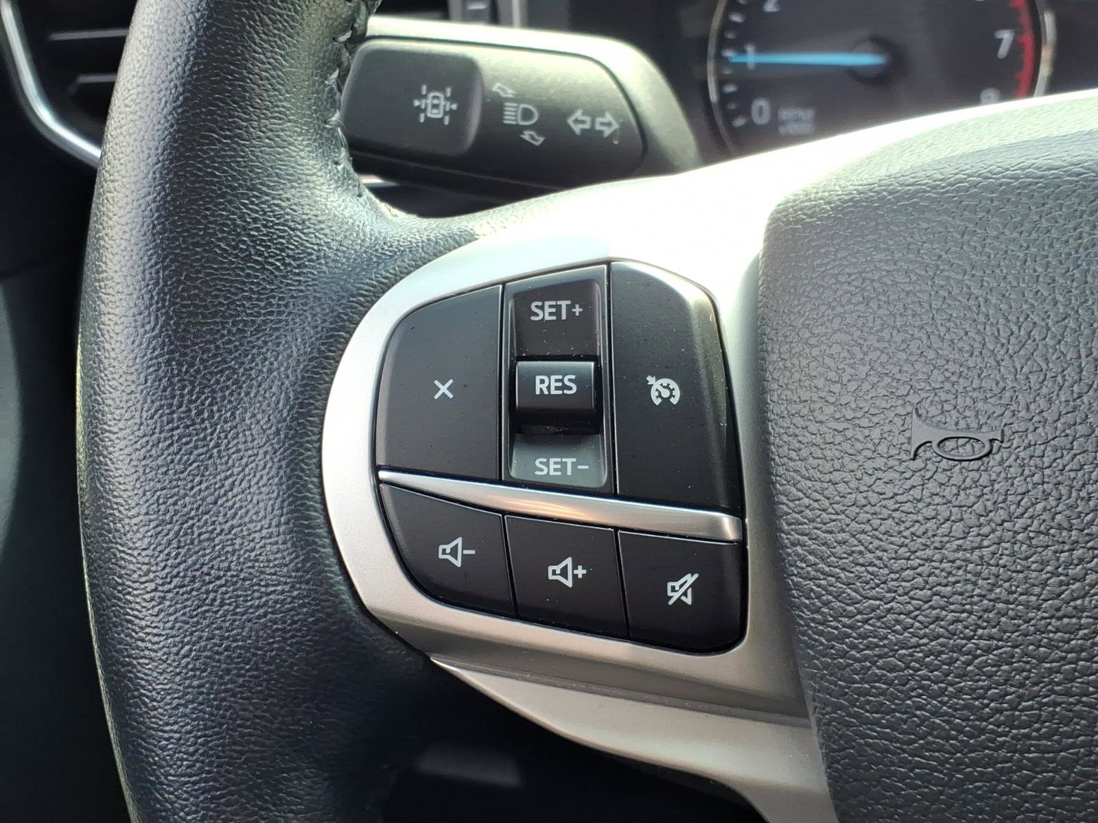 Used 2023 Ford Explorer XLT w/ Equipment Group 202A image 18