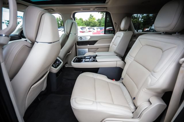 Used 2018 Lincoln Navigator L Reserve w/ Technology Package AWD/4WD image 51