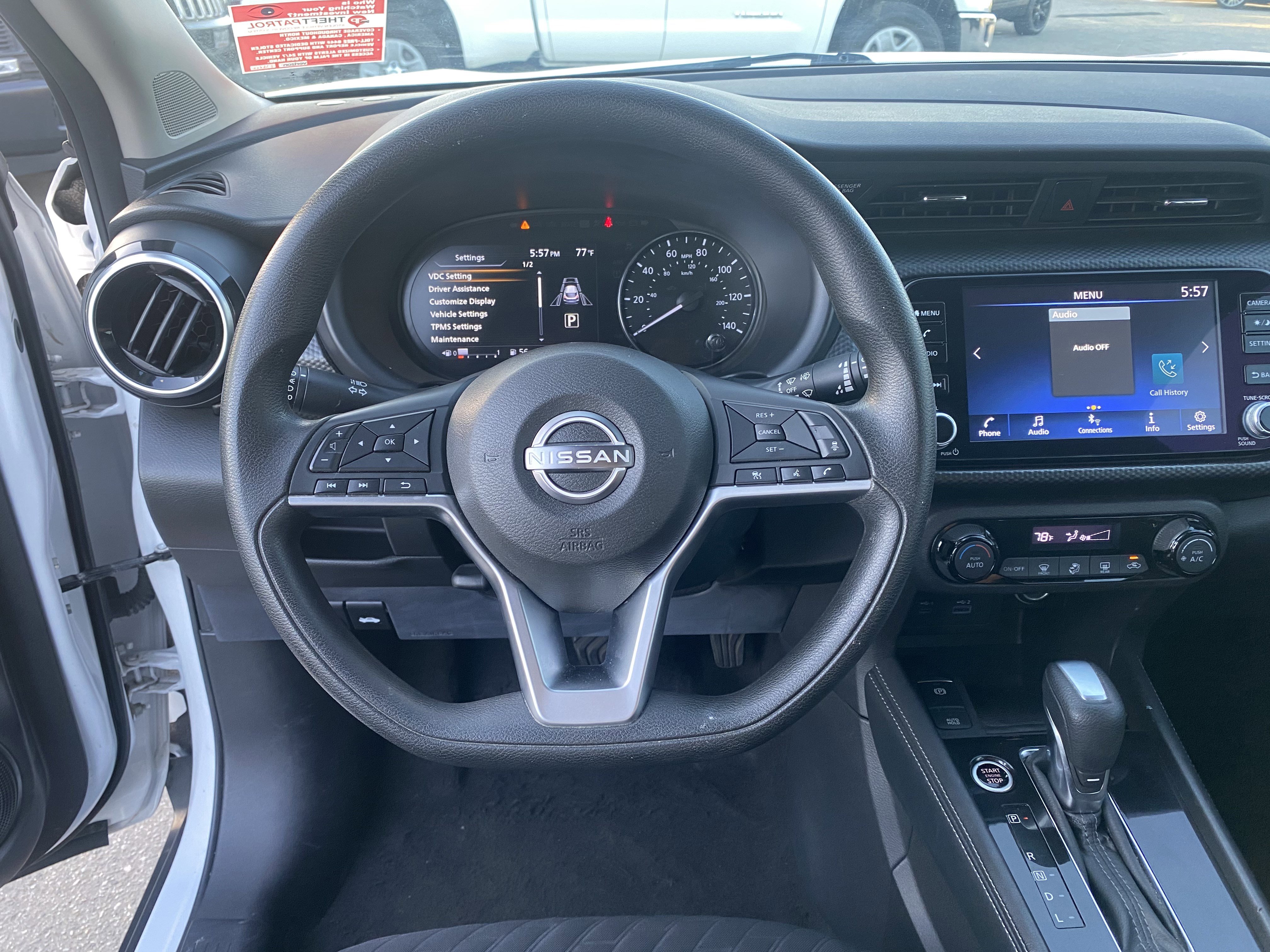 Used 2022 Nissan Kicks SV image 10
