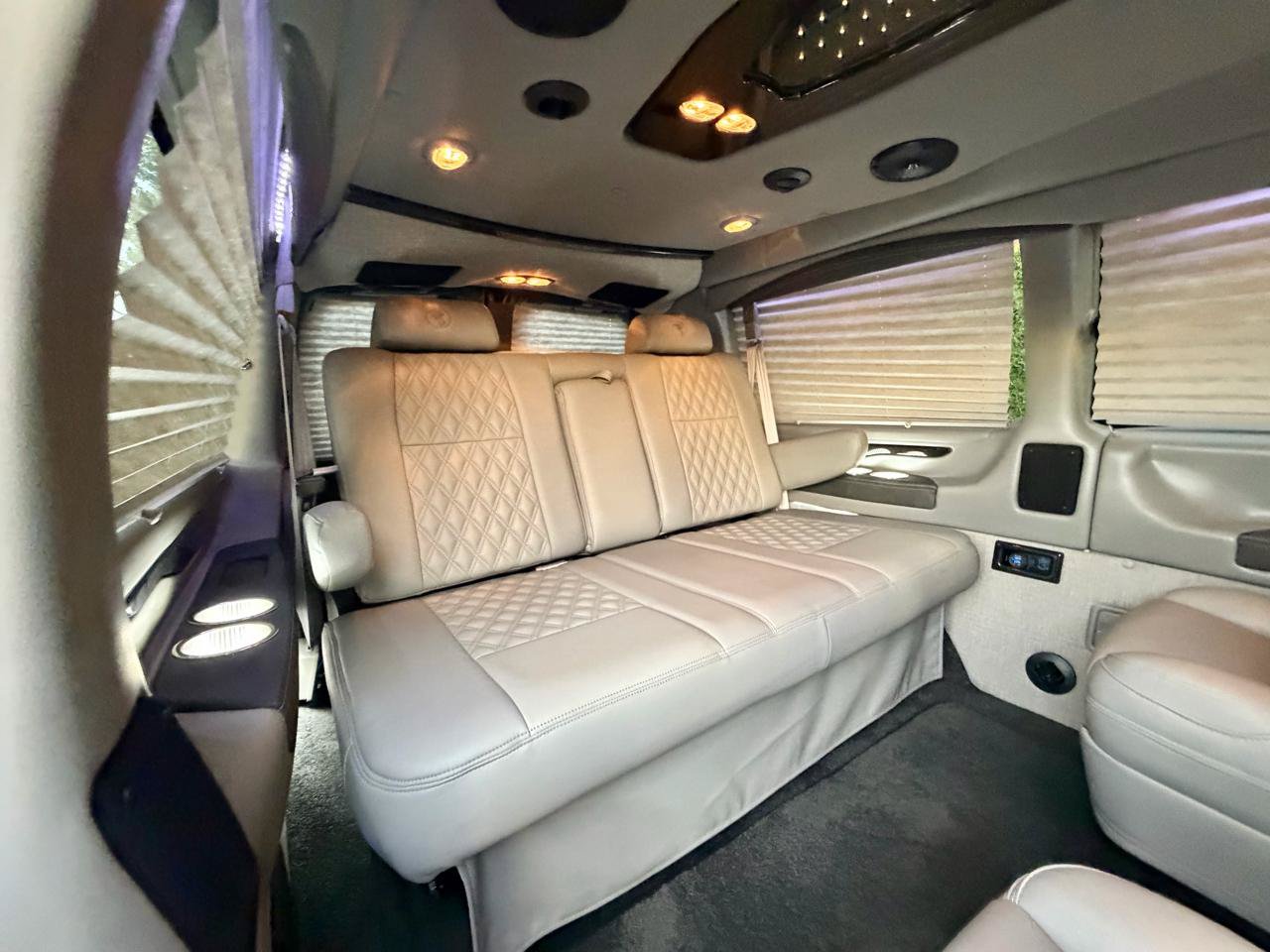 Used 2024 Chevrolet Express 2500 RWD image 62