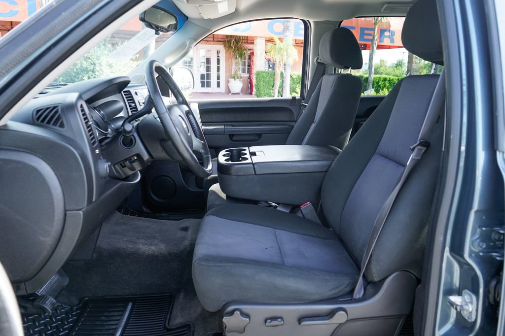 Used 2013 Chevrolet Silverado 1500 LT w/ All-Star Edition AWD/4WD image 17