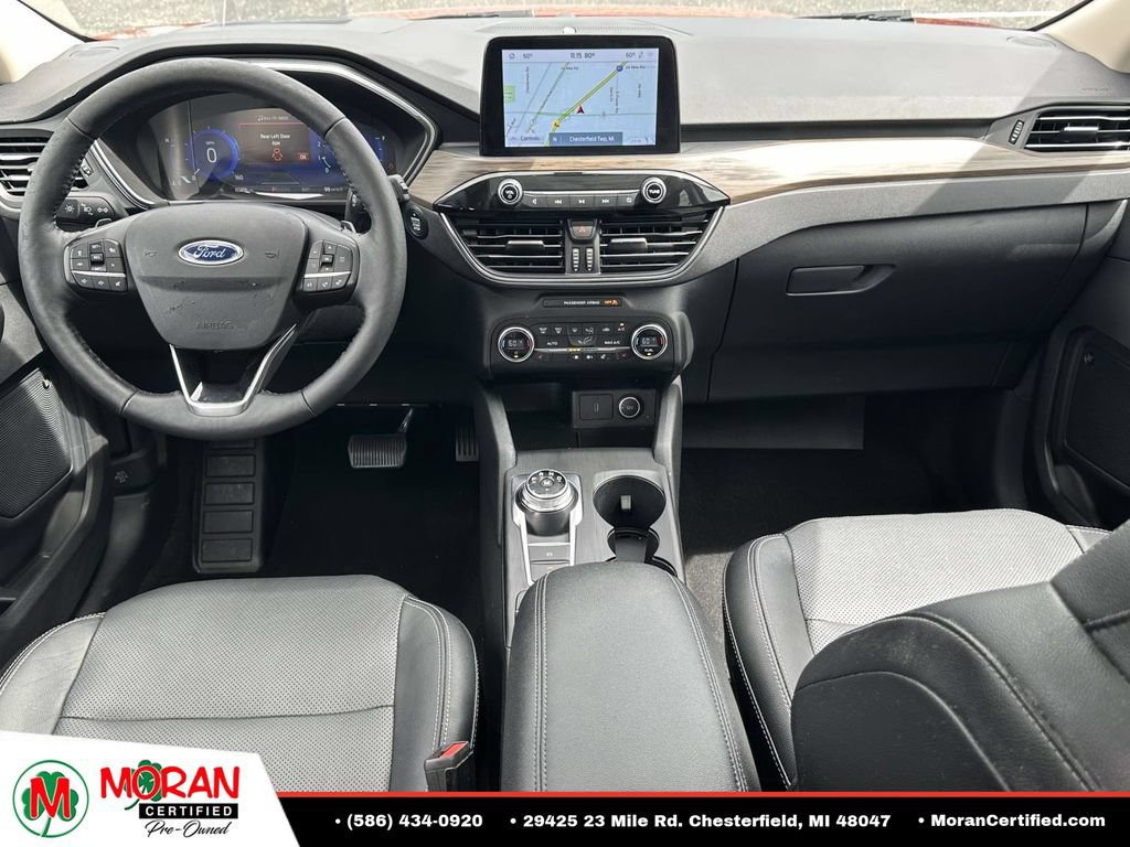 Used 2020 Ford Escape Titanium AWD/4WD image 13