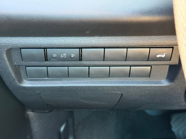 Used 2024 Mitsubishi Outlander SE FWD image 12