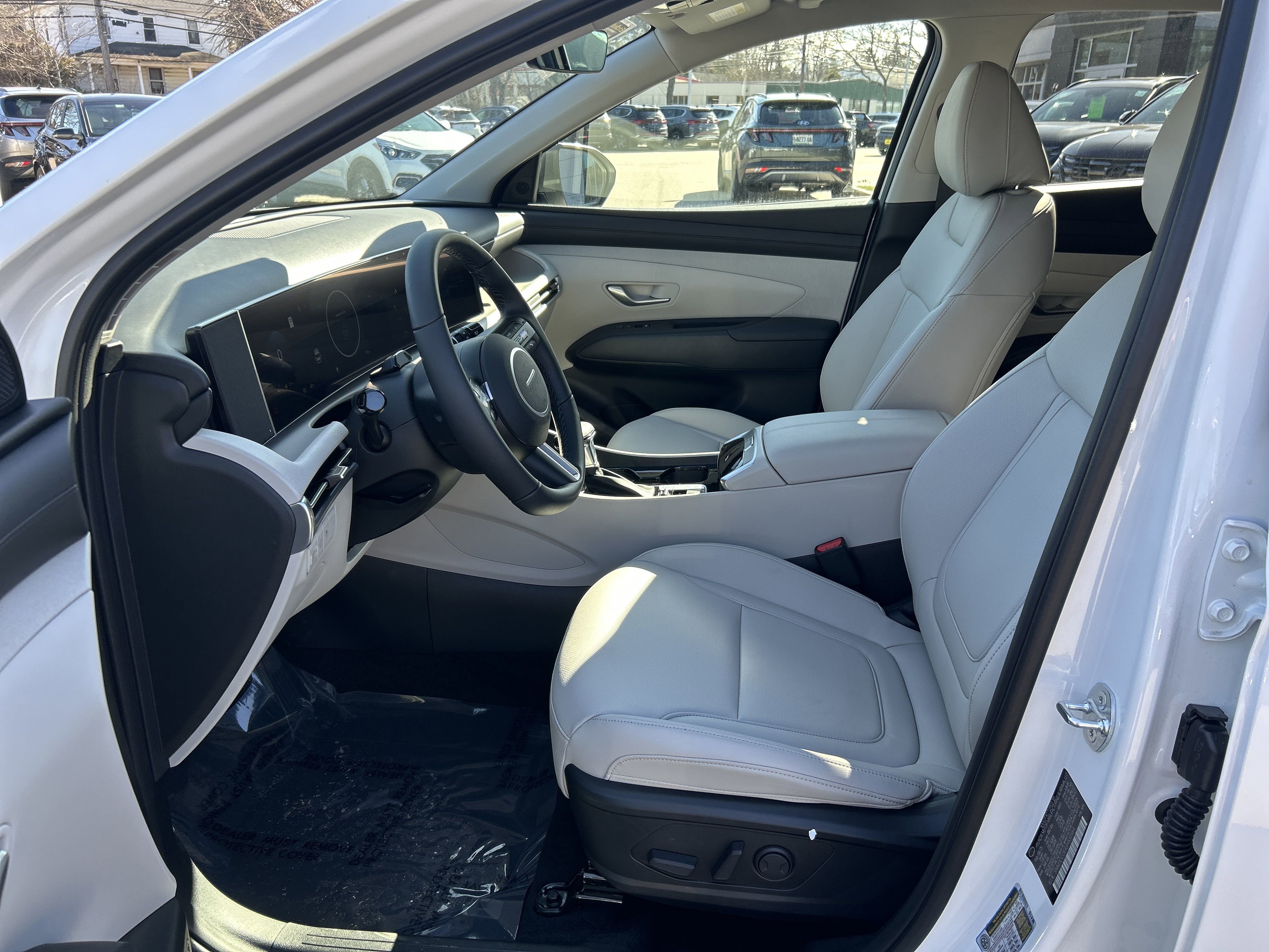 Used 2025 Hyundai Tucson SEL image 14