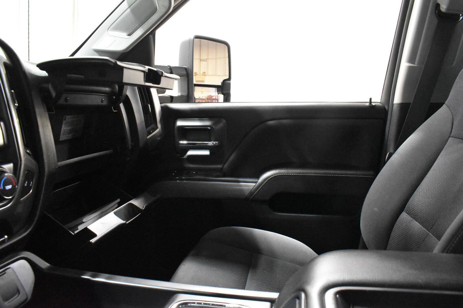Used 2019 Chevrolet Silverado 2500 LT w/ Z71 Package, Off-Road AWD/4WD image 21