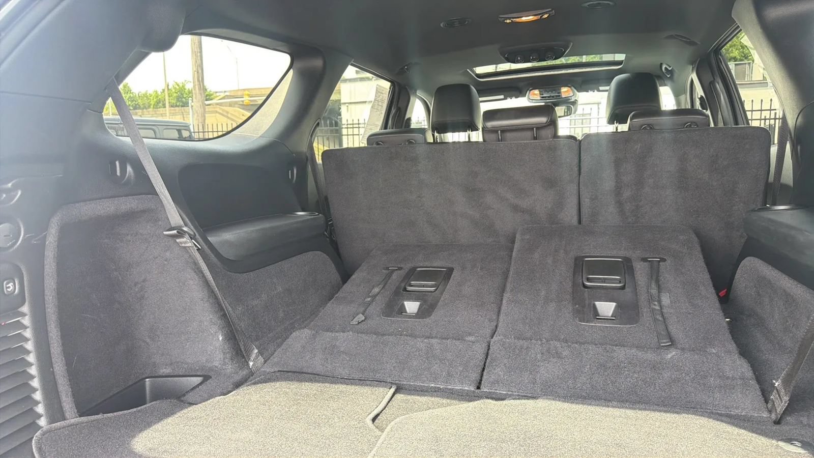 Used 2025 Dodge Durango R/T AWD/4WD image 30
