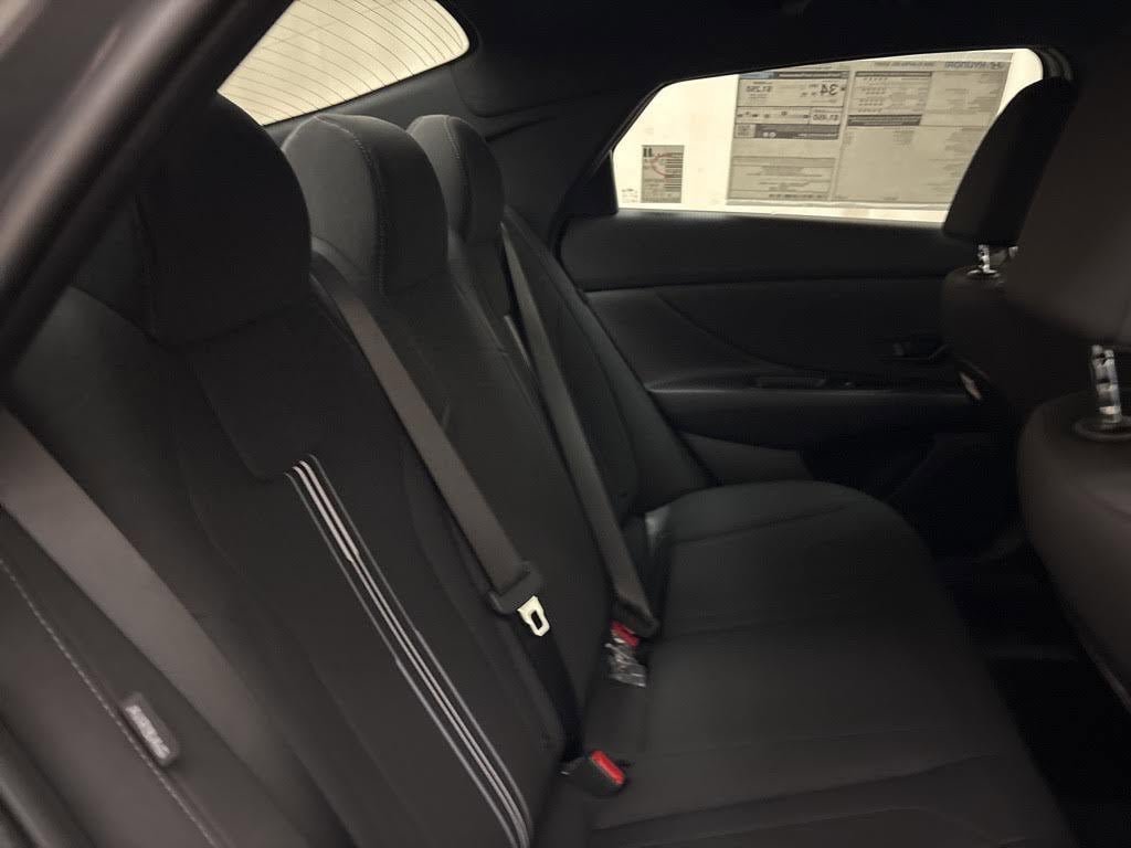 New 2026 Hyundai Elantra SEL Sport Premium FWD image 17