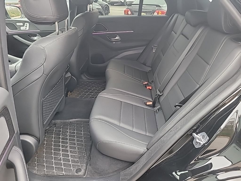 Used 2025 Mercedes-Benz GLE 350 4MATIC image 6