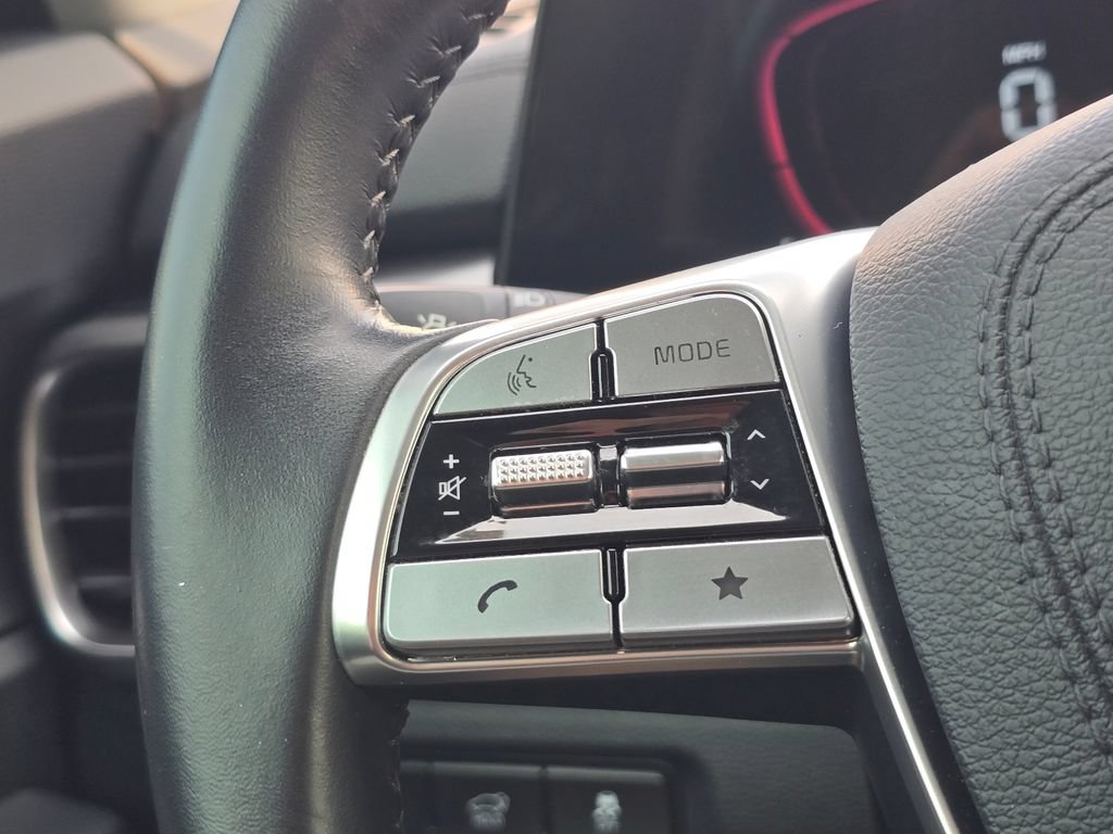 Certified 2025 Kia Telluride S FWD image 20